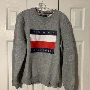 Tommy Hilfiger box logo crewneck